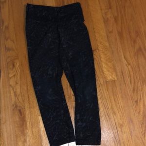 Lulu lemon patterned leggings